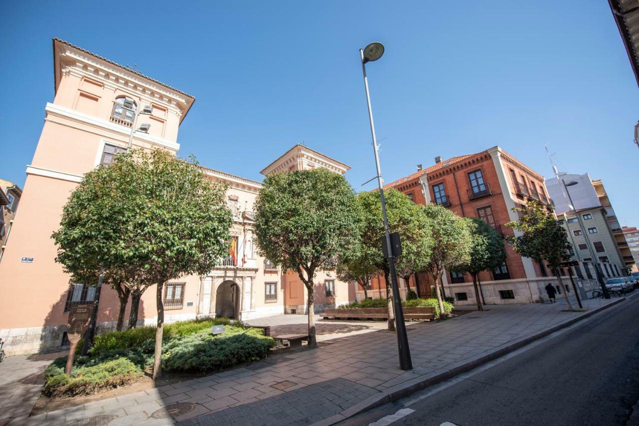 Espacios Blanco Plaza Del Viejo Coso Valladolid Exterior foto